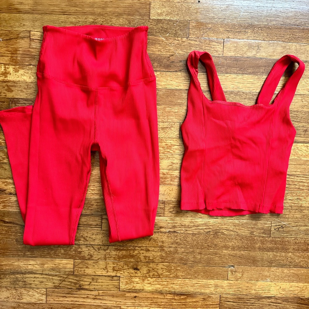 Carbon 38 matching top and bottom activewear set.